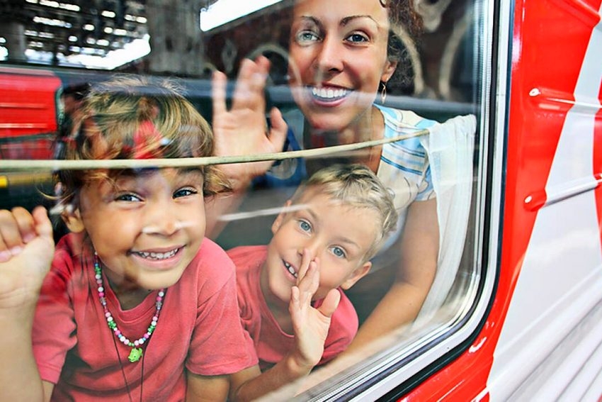 РЖД предоставят летом скидку 50% на поездки для детей от 10 до 17 лет