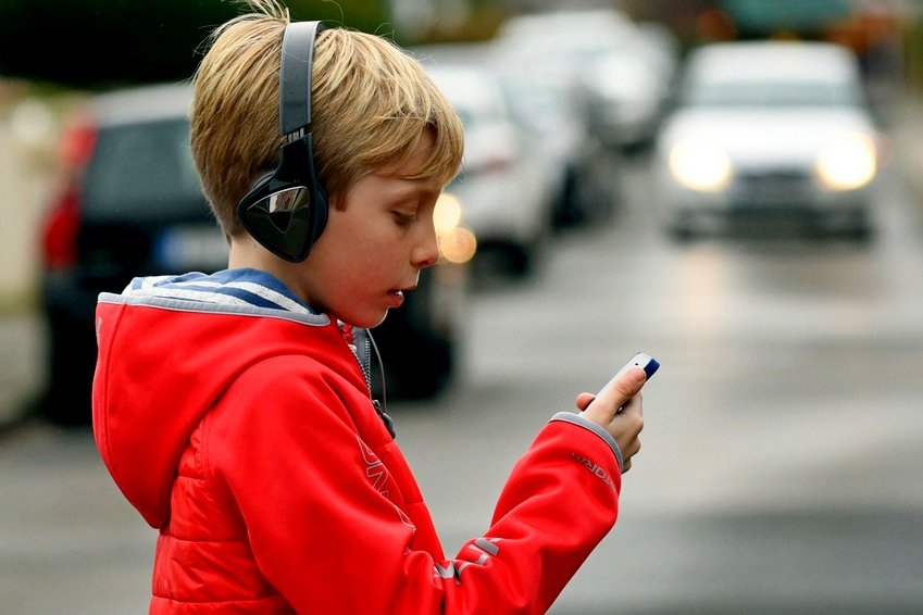 В Госдуму будет внесен законопроект об определении местоположения детей по телефону
