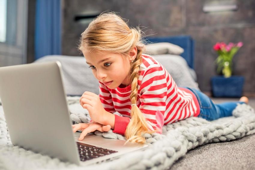 Властям предложили ужесточить законы о доступе детей в интернет