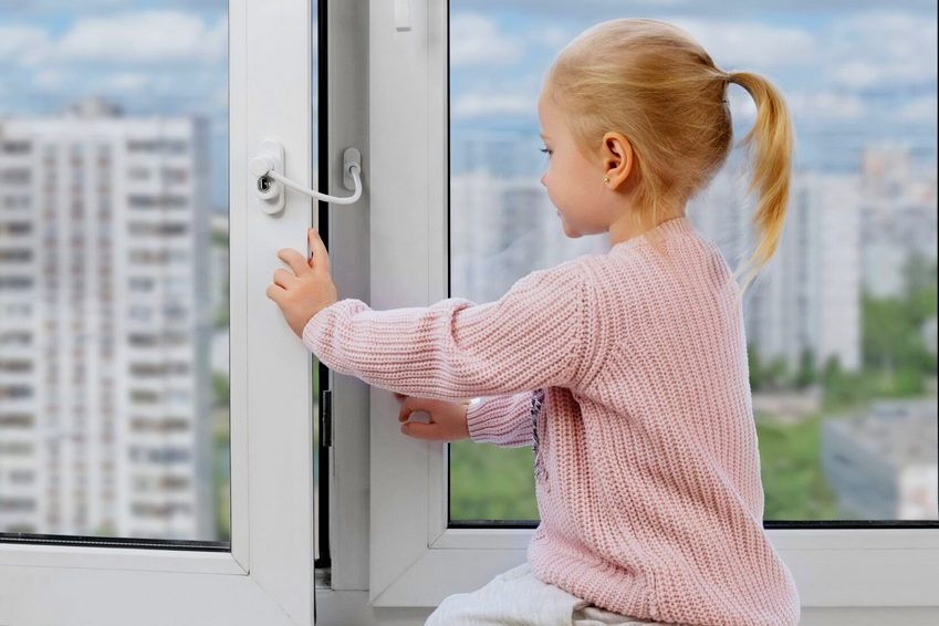 Новый ГОСТ на окна с защитой для детей вступает в силу 1 ноября