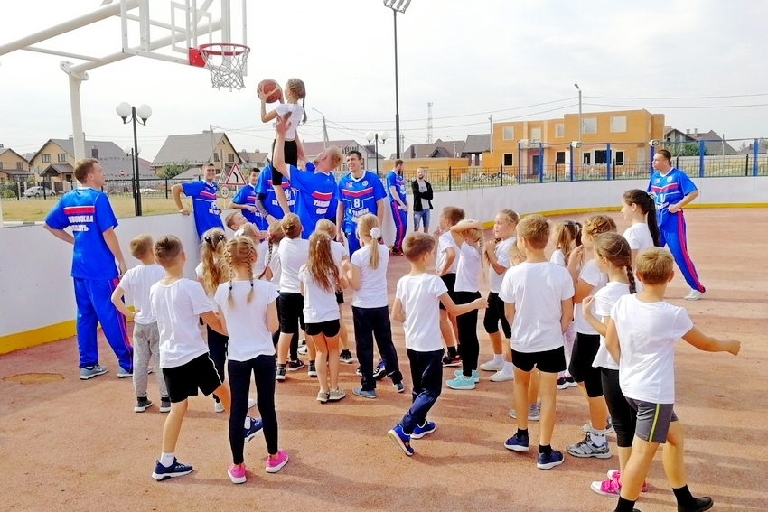 Баскетбольный клуб "Тамбов" начинает серию мастер-классов для школьников 3