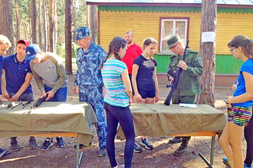 В лагере «Сосновый бор» проходит военно-спортивная игра «Казачий сполох»