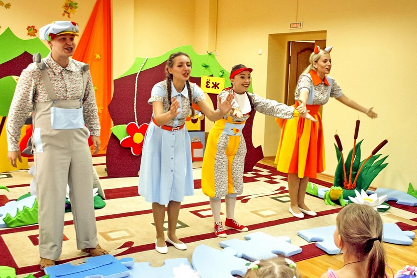 В детском саду состоялась премьера спектакля ТМТ «Гусёнок»! 0