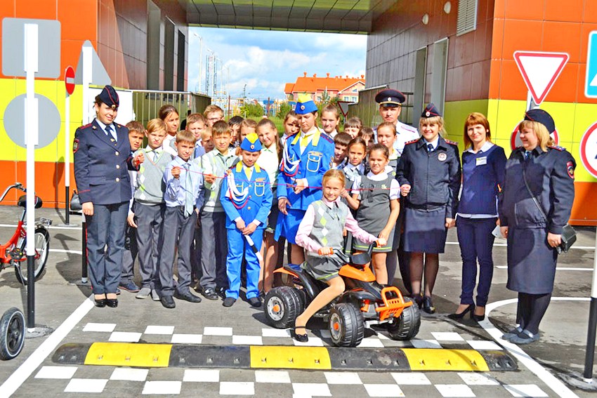 В школе №1 «Солково - Тамбов» открыт новый автогородок 2