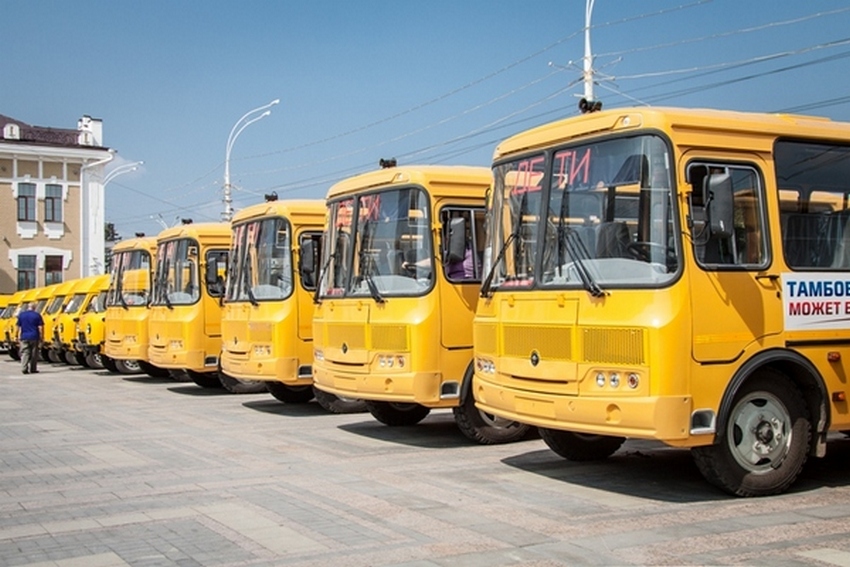 Проверка школьных автобусов показала, что их техническое состояние соответствует требованиям безопас