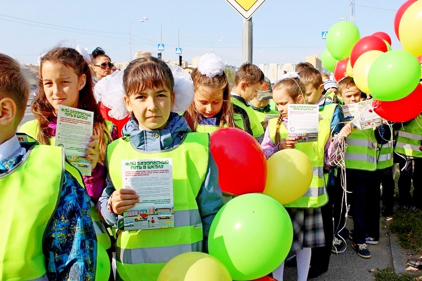 В России стартовала неделя безопасности, посвященная сохранению жизни и здоровья детей на дорогах