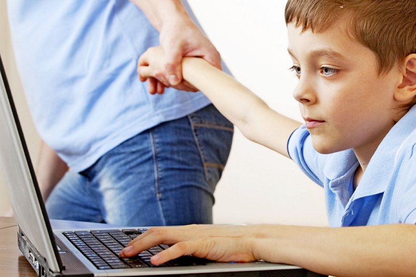 Глава СК РФ: «Наши дети в Интернете. Давайте что-то делать!»