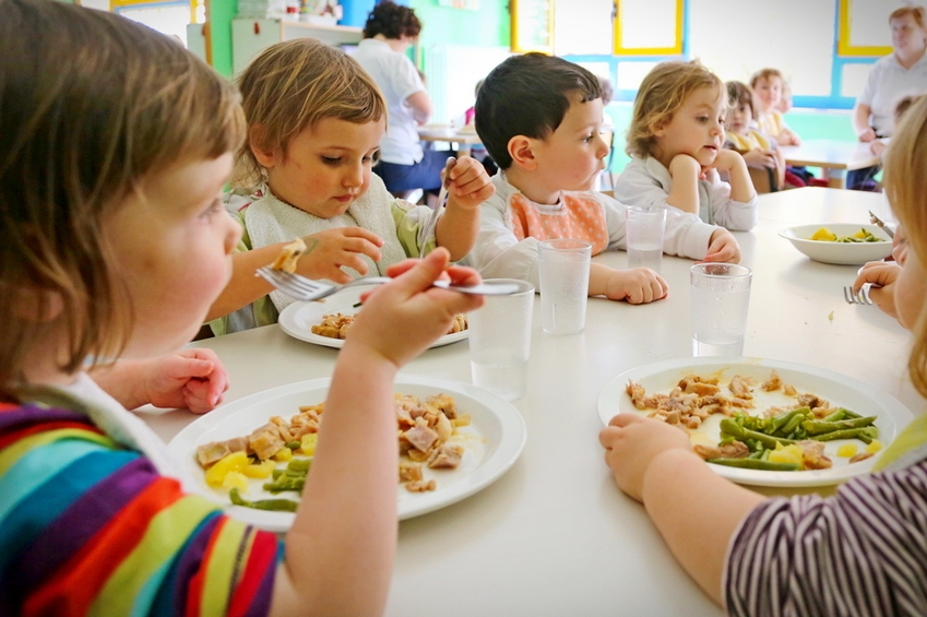 В детских садах Тамбова продолжают обновлять пищеблоки