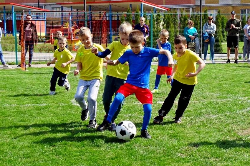 Дошколята 30 детсадов Тамбова принимают участие в турнире «Футбольная страна-2022» [+Видео]