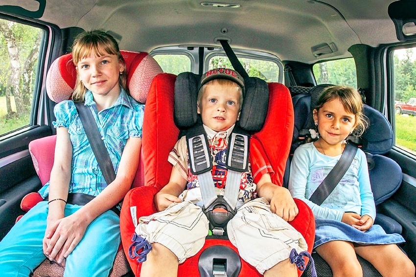 Автоинспекторы напомнят родителям о правилах перевозки детей в автомобилях