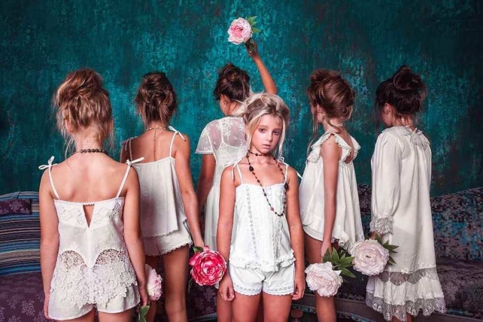 Бордель «Лолита»: как и почему в рекламе детской одежды появился секс