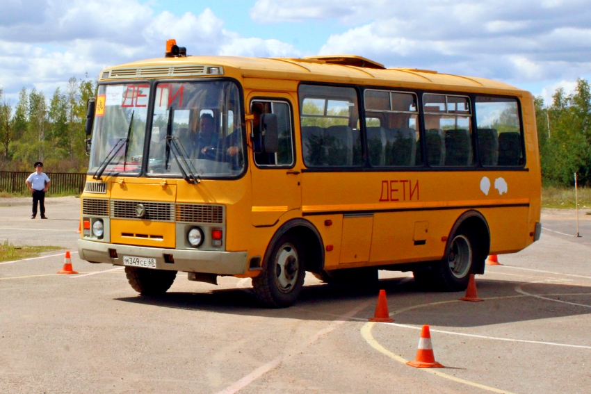 До конца 2020 года в школы поступят 69 новых автобусов